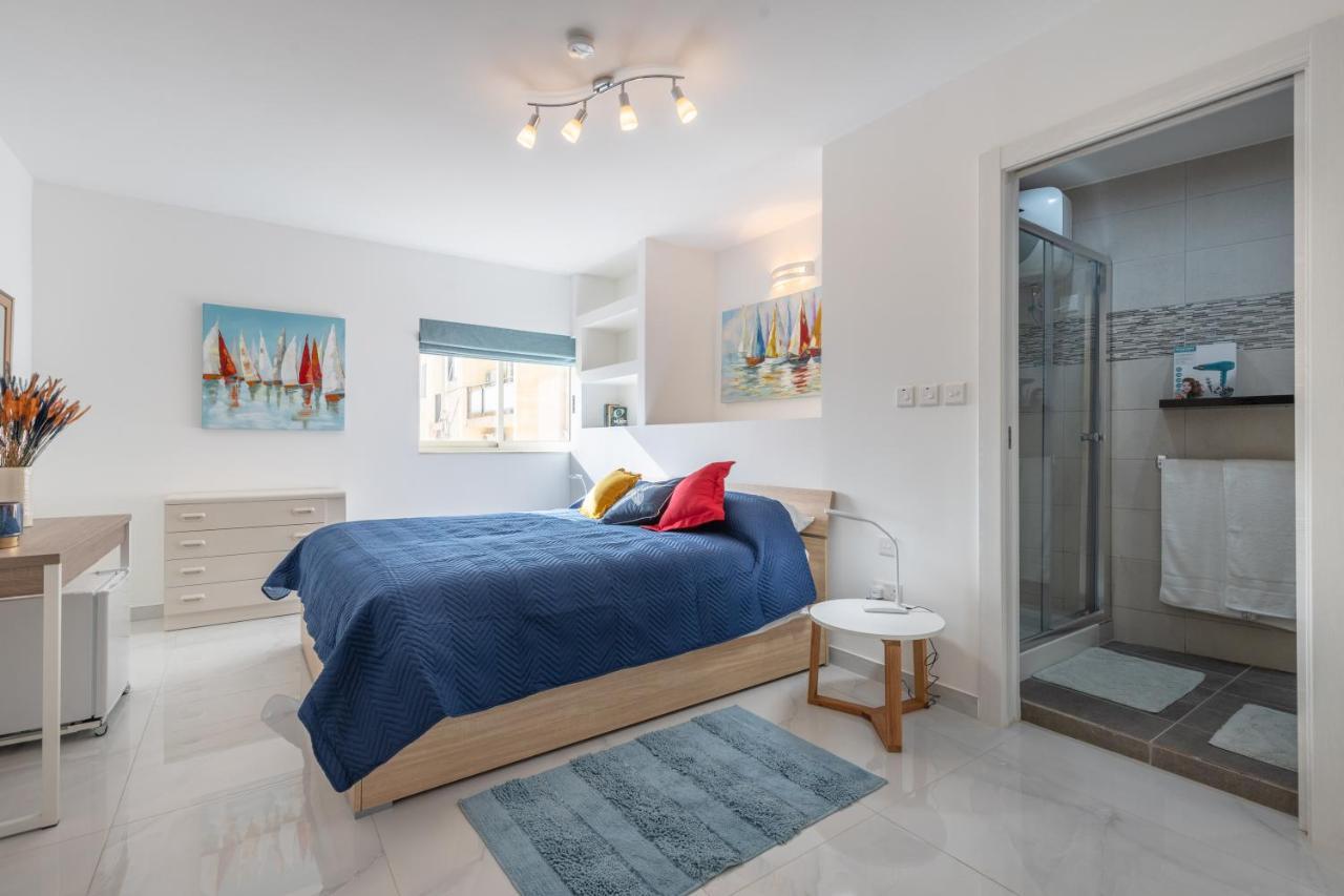 Sliema Bedrooms With Ensuite Bathrooms Exterior foto